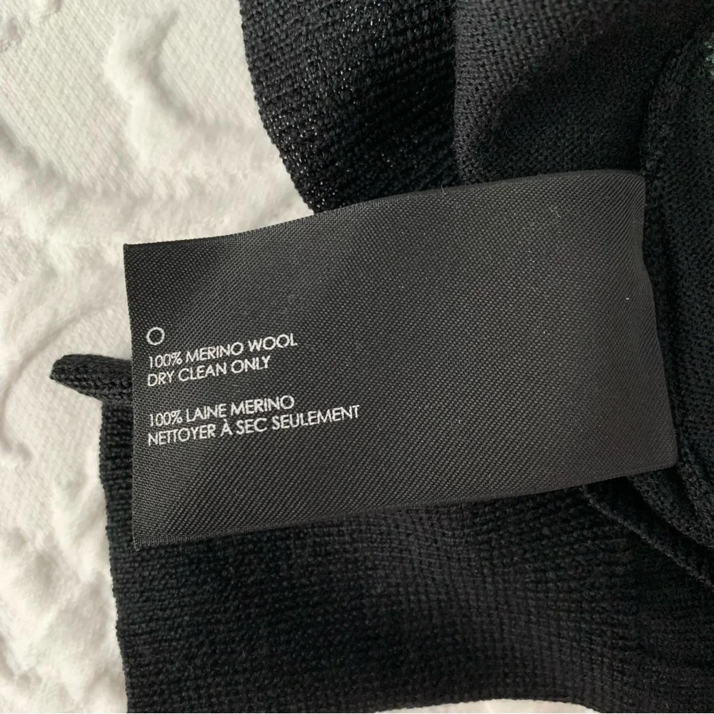 Club Monaco 100% Wool Green and Black Argyle Sweater - Picture 5 of 5